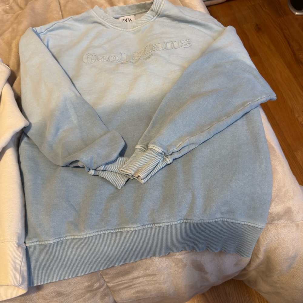 Zara Cream and Blue girls Sweatshirts bundle - Picture 3 of 5